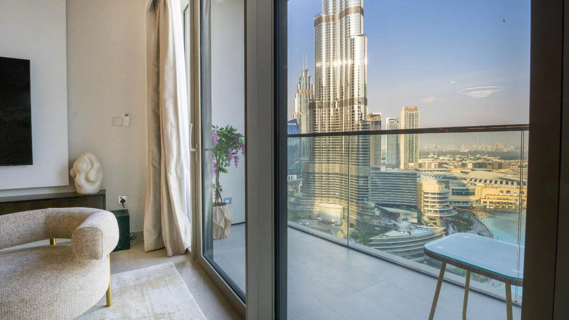 Daire Easygo-Core Luxury 2Bdr In Grande Signature Res Panoramic View Dubai Birleşik Arap Emirlikleri